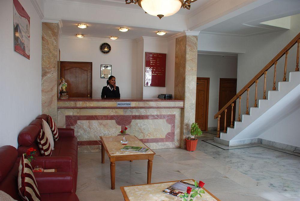 Tulip Inn Green Castle Mall Road Mussoorie Exterior photo